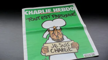 Incident șocant! O femeie, îmbrăcată într-un tricou cu Charlie Hebdo, a fost înjunghiată într-un parc din Londra. Cine este victima atacului. VIDEO