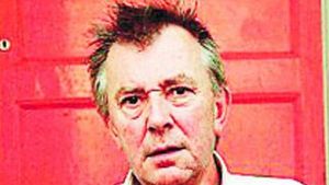 Si-a sufocat iubitul bolnav de SIDA