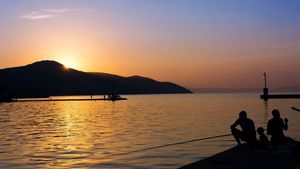 Ce a pățit o româncă care a fost în vacanță, în Thassos. Dezvăluri uluitoare: ”Proprietarul hotelului ne-a zgâriat mașina”