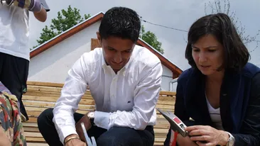 Scene erotice cu sotia lui Razvan Lucescu! Povestea unei aventuri de o noapte a ajuns pe net: Ea statea picior peste picior...