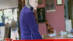 Nimeni nu mai stia nimic de ea! Primele imagini video cu Mama Zina de la "disparitie"! Uite cum arata si ce program are regina modei romanesti la camin!
