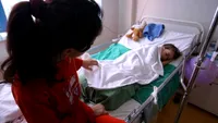 Alertă medicală! Un spital a fost băgat în carantină, după moartea unui copil bolnav de meningită! Cele 7 simptome ale bolii la care părinţii ar trebui să fie atenţi 