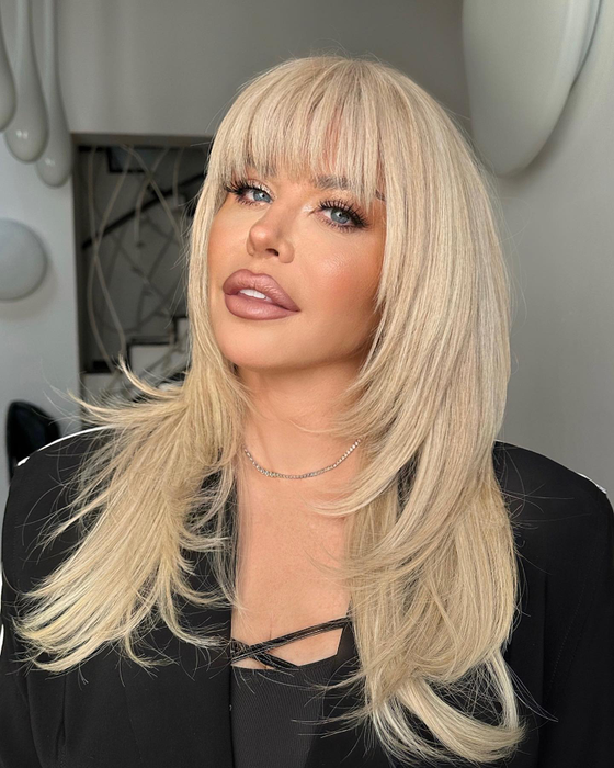 Ema Uta are in portofoliul de make-up unele dintre cele mai mari vedete ale României (Foto: Instagram)