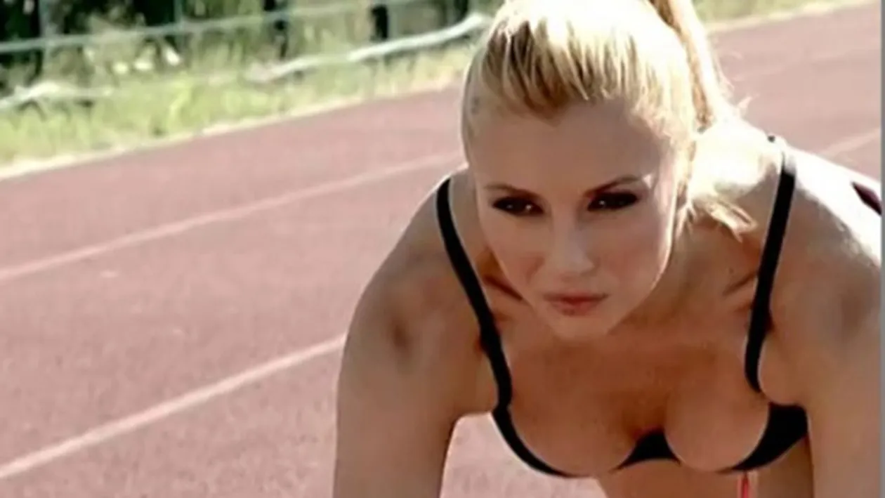 Lora a facut o gafa monumentala! Ce a putut sa isi puna in cap! Arati ca un pudel