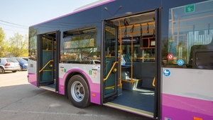 Incredibil! Un șofer de autobuz a întreținut relații intime cu o adolescentă de 14 ani chiar în vehicul