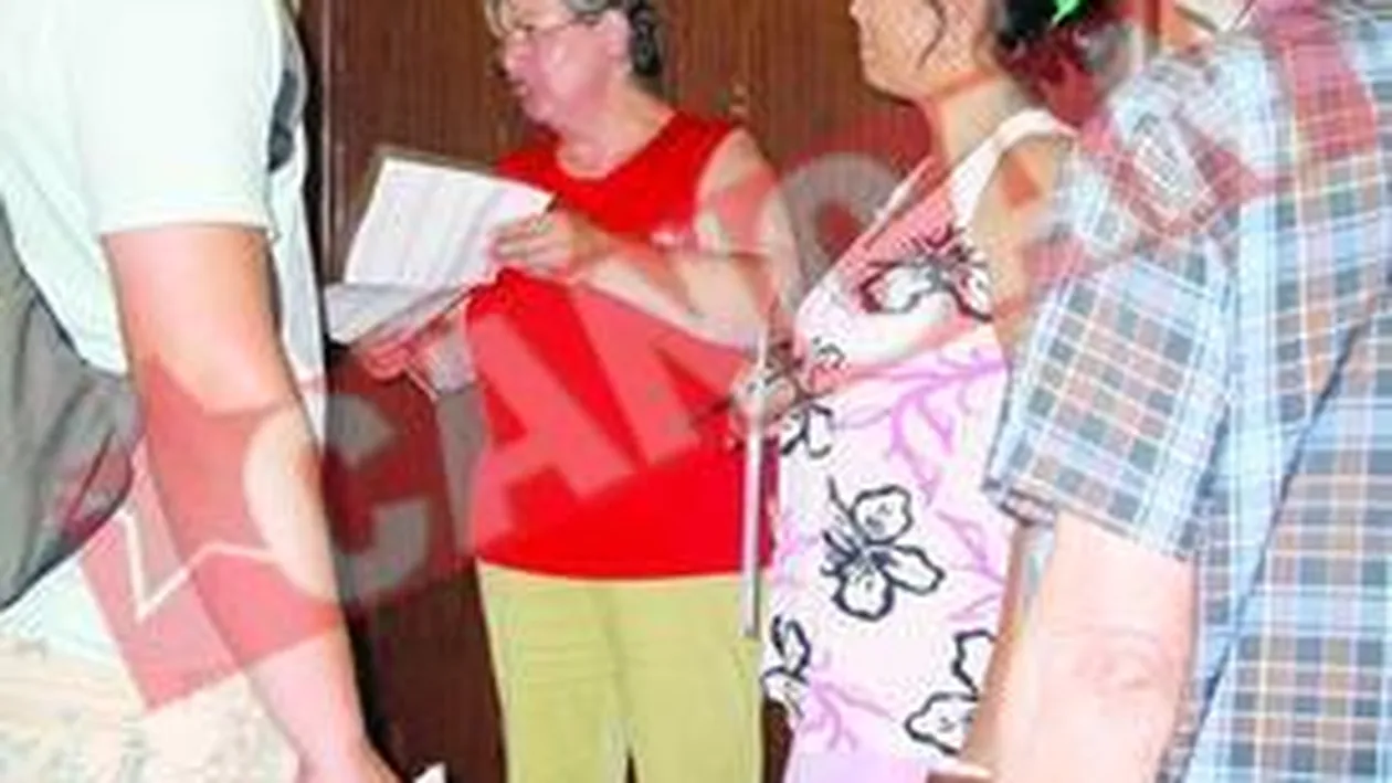 Scandal si injuraturi in prima zi de plata a taxei auto