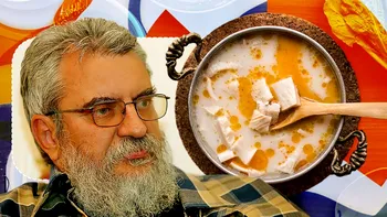 Ciorba de burtă găsită în porturi dunărene de Radu Anton Roman, leacul cel mare împotriva mahmurelii și a gândurilor tulburi.