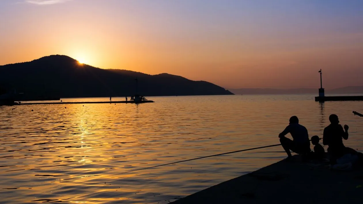 Ce a pățit o româncă care a fost în vacanță, în Thassos. Dezvăluri uluitoare: ”Proprietarul hotelului ne-a zgâriat mașina”