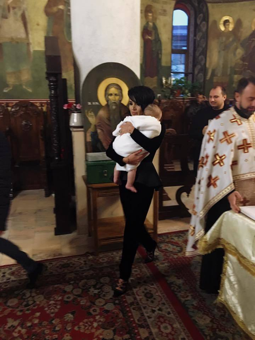 ADELINA PESTRIŢU i-a transmis un mesaj emoţionant finului ei, dar imediat au început să curgă valuri de comentarii! „Unde este SPEAK?!”