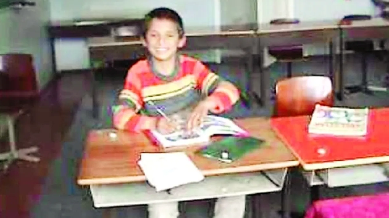 Mowgli este in clasa a III-a