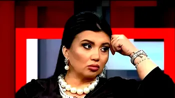 Adriana Bahmuțeanu a râs cu un ochi și a plâns cu altul de Crăciun. Ce a pățit bruneta: „Timpul va rezolva și acest lucru”