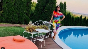 Ozana Barabancea a pozat ca un adevărat fotomodel la piscină. Ce a sfătuit-o medicul