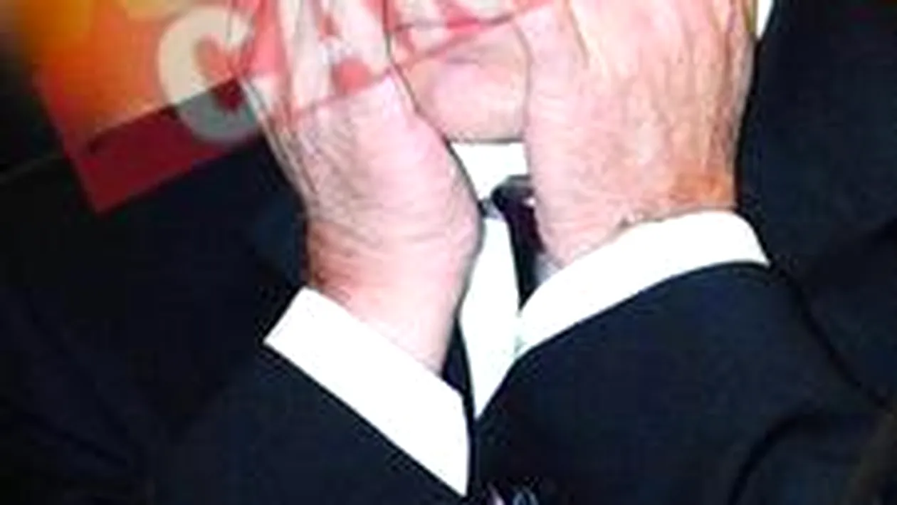 PSD ameninta iar cu suspendarea lui Basescu