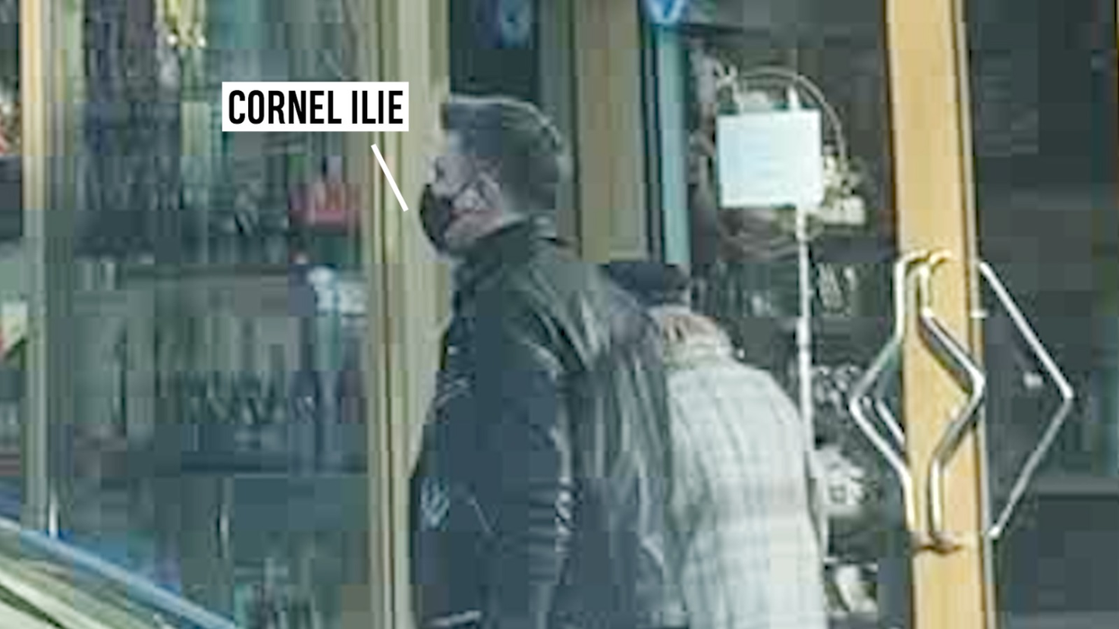 Cornel Ilie, la plimbare, alături de o blondină, în Dorobanți