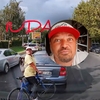 Puya, prima reacție după ce a fost surprins în timp ce făcea slalom printre mașini cu bicicleta: ”Mi se pare aiurea că deranjez”
