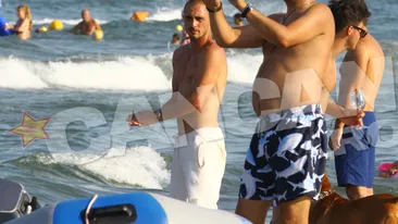 Uite-l pe burlac un pic dezorientat! Cea mai tulbure dimineata a lui Vladimir Draghia trebuia sa se spele cu apa marii