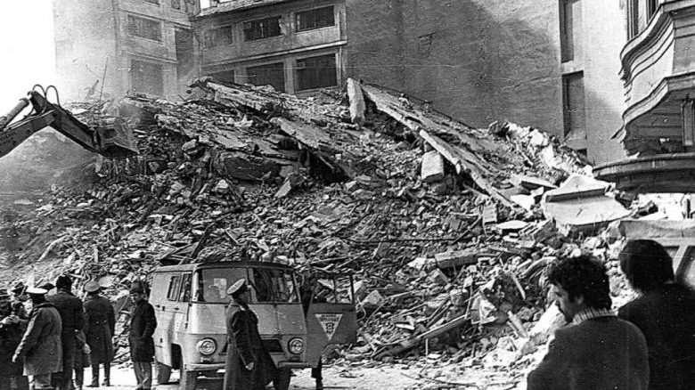 New York Times, despre un cutremur major în România: ”Cel puțin la fel de multe victime ca în 1977”