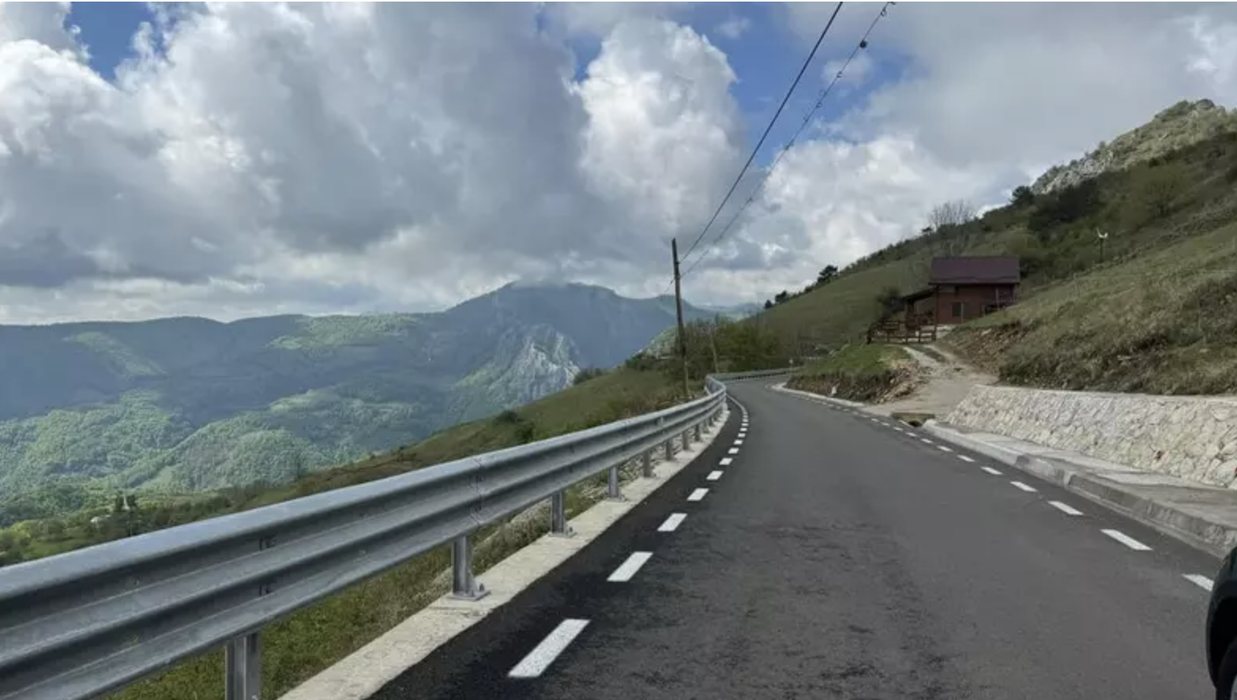 Care este drum montan ce rivalizează cu Transfăgărășan și Transalpina/foto: Facebook