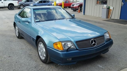Mercedes furat în 1991, scos la vânzare în 2018. E uluitor ce au descoperit polițiștii