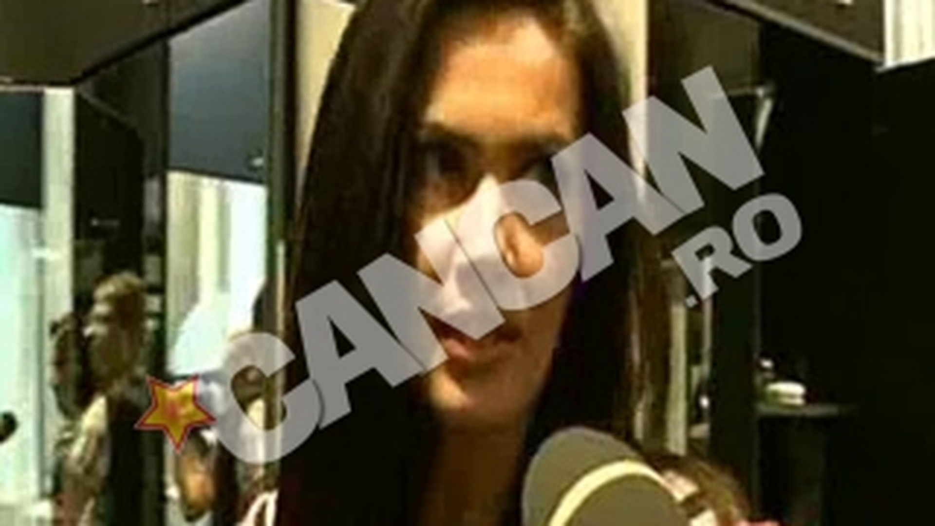 Ups! Oana Zavoranu il ascunde pe Pepe in casa proaspat renovata. Vezi aici cum este posibil un astfel de lucru