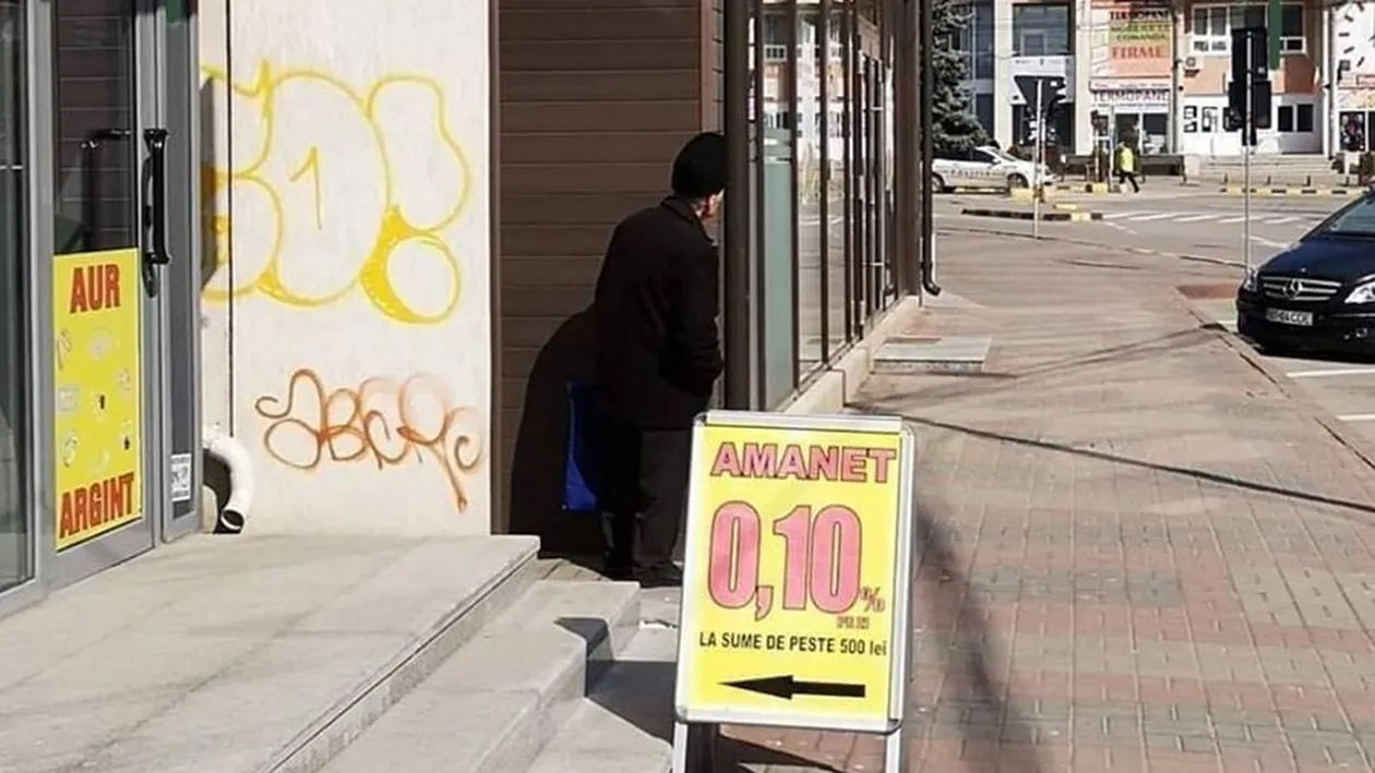 Imaginea a devenit virală! Cum a reacționat bătrânelul din imagine ieri, după ce l-a prins ora 14:00 în oraș