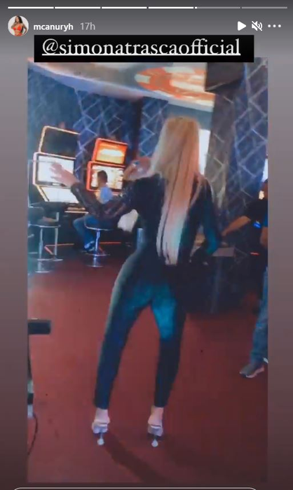 Anuryh și Simona Trașcă au făcut show într-un cazino și au fost răsplătite de clienți instant! Câți bani li s-au băgat în sutien | FOTO