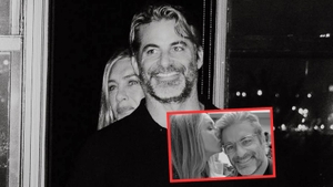 Jennifer Aniston nu se grăbește să se căsătorească cu Jim Curtis. Care este motivul?