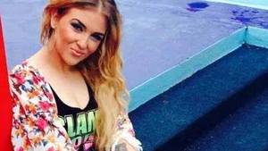 Prima fotografie cu OANA RADU în costum de baie! Cum arată în realitate solista, după ce a slăbit peste 65 de kilograme! 