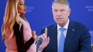 Bianca Drăgușanu, apariție alături de Klaus Iohannis