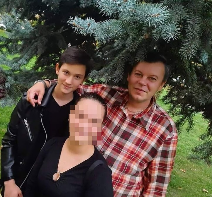 După divorțul părinților săi, Mihai a rămas în grija tatălui său, care s-a recăsătorit foto: Facebook
