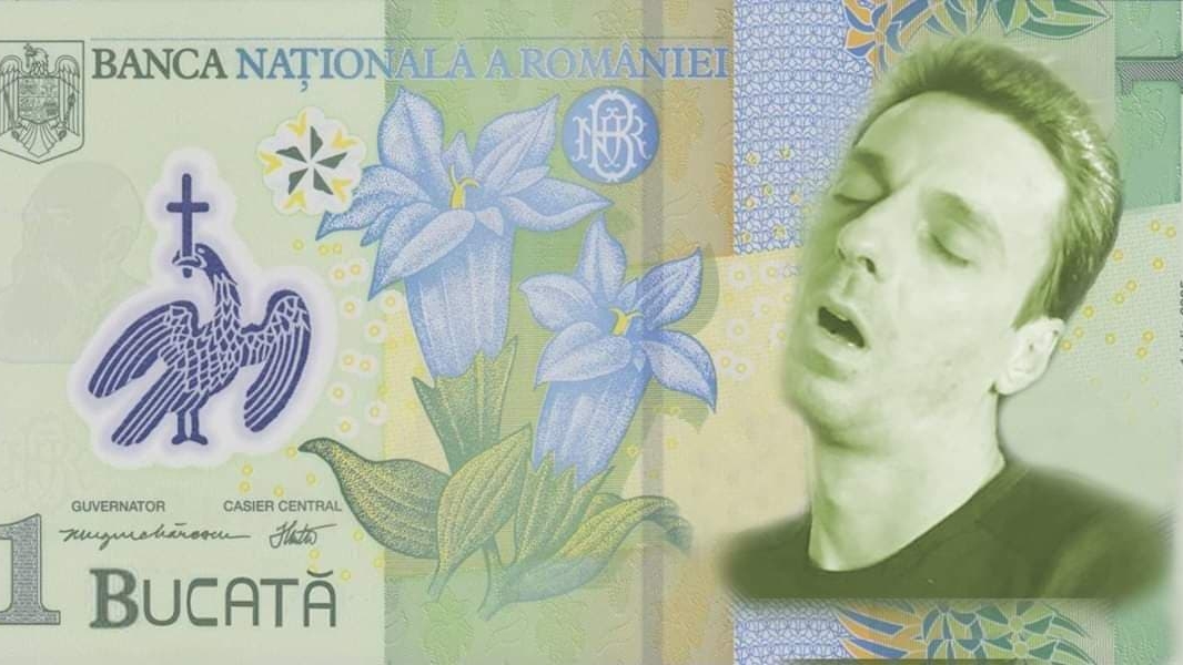 Poza care a devenit virală sâmbătă seară, după bătaia încasată de Mircea Badea în mall