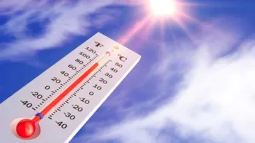 Prognoza meteo lunară. Vin ploile, vremea se răcește