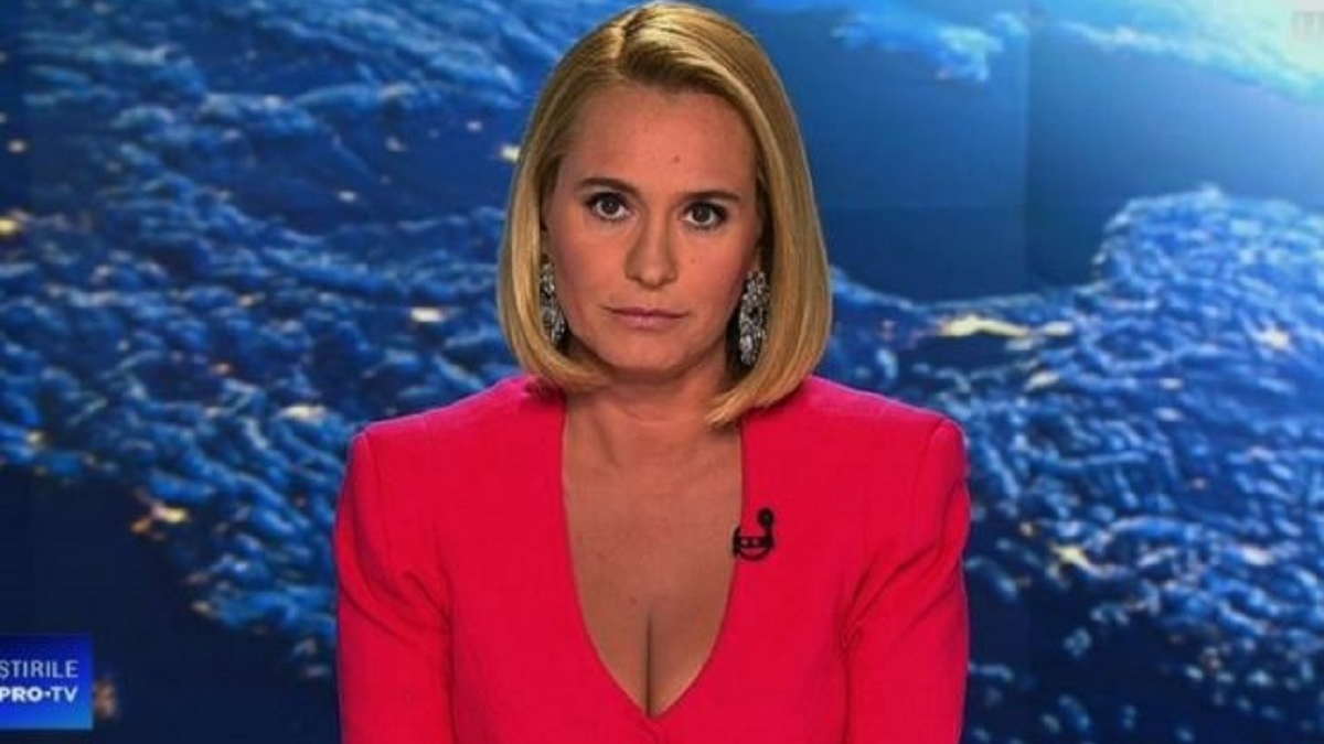 Andreea Esca, dezvăluiri din copilărie. Știrista de la Pro TV a fost bătută de părinți și dată afară din casă: „M-au lăsat pe preș”