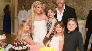 Noi detalii ies la iveală în divorțul anului! Actrița din ”Berverly Hills 90210” a recunoscut că nu mai doarme cu soțul ei