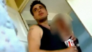 Si-a filmat ucigasul cu doar cateva zile inainte sa-l OMOARE! Este inuman ce a putut sa ii faca