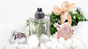 (P) Cum să porți parfumul floral preferat iarna