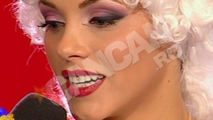Cabral face cumparaturile, Fodor gateste si Andreea Ibacka degusta