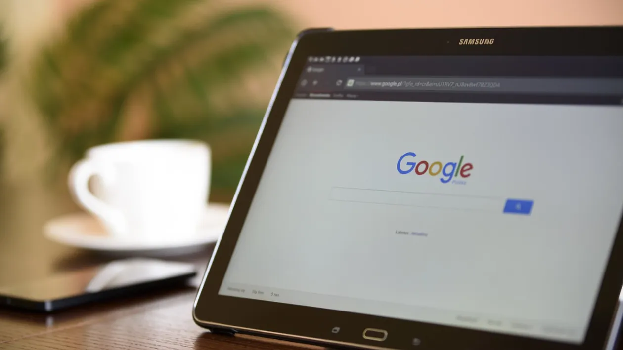 Nu mai ești sigur că datele sunt confidențiale nici dacă intri pe Google cu funcția Incognito. Ce s-a descoperit și ce se întâmplă acum