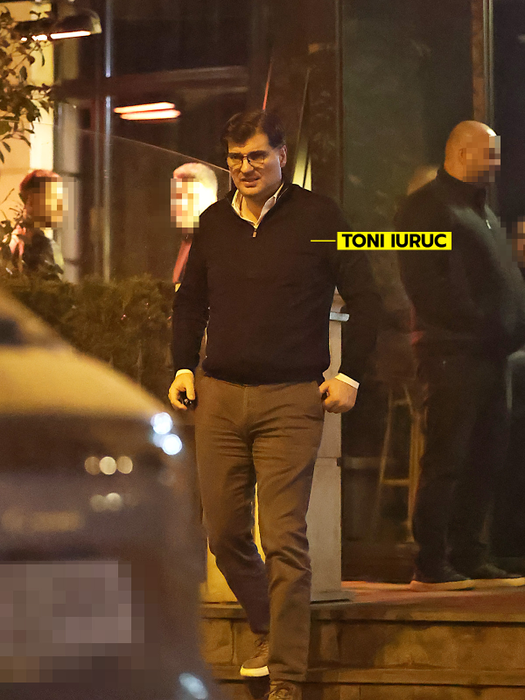 Toni Iuruc se retrage spre mașină