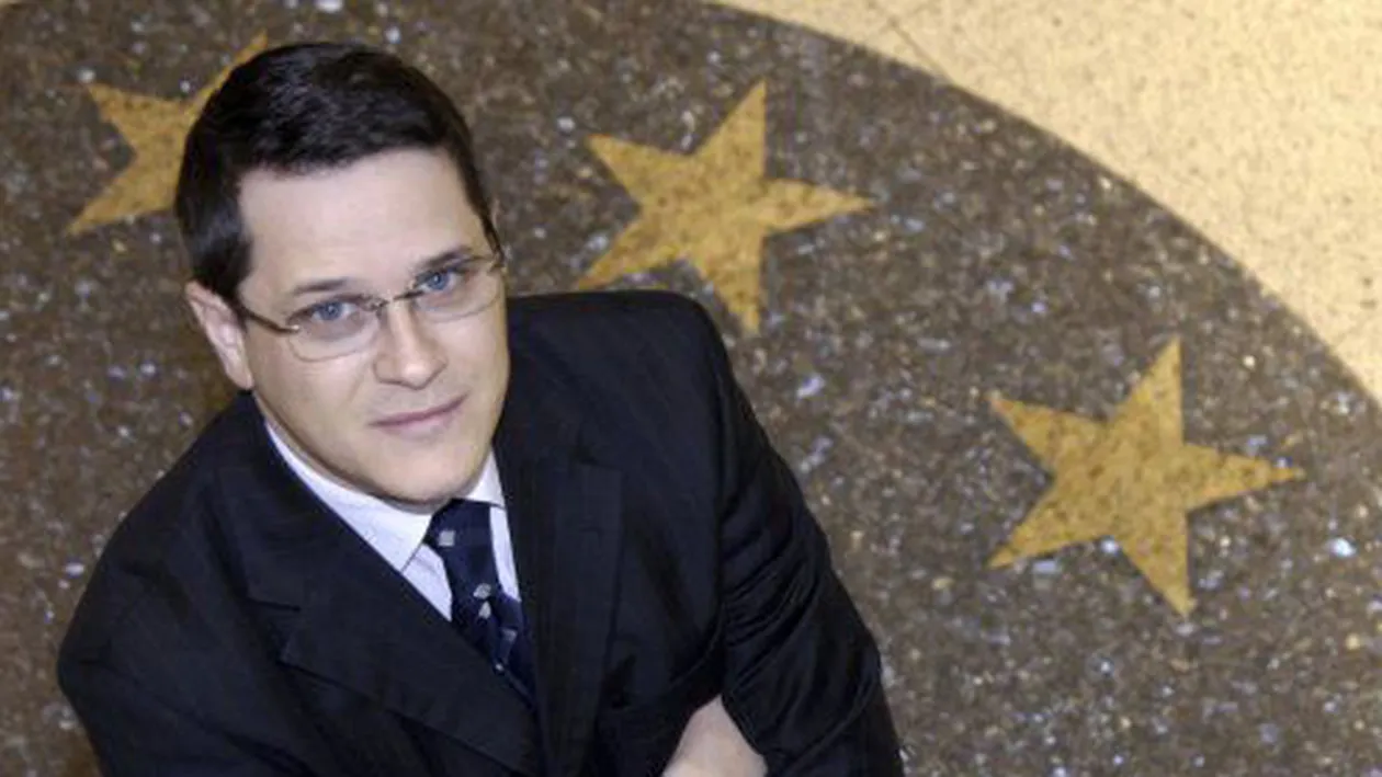 Academia SRI decapitată după scandalul plagiatelor coodonate de Gabriel Oprea