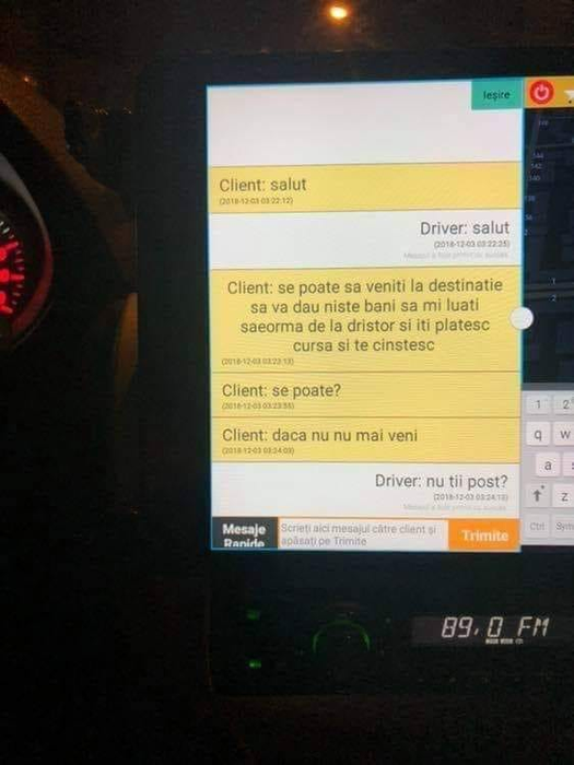 Discuție epică pe aplicație! Cum a răspuns un taximetrist din București după ce a fost rugat de client să îi cumpere o shaorma