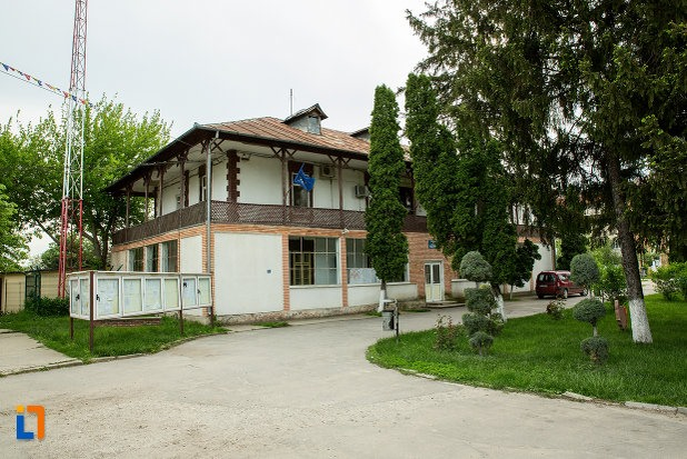 Primăria din Drăgănești, locul unde primarul a fost condamnat la muncă în folosul comunității