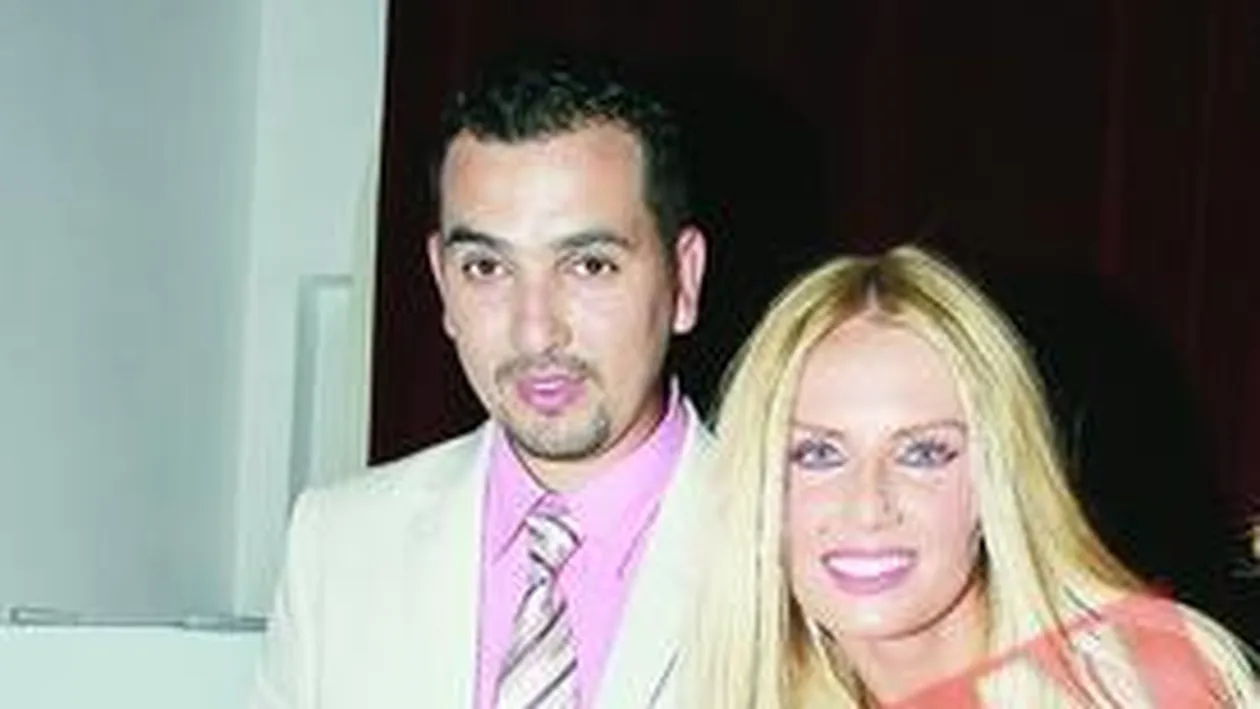 Andreea Banica a refuzat sa ia numele sotului