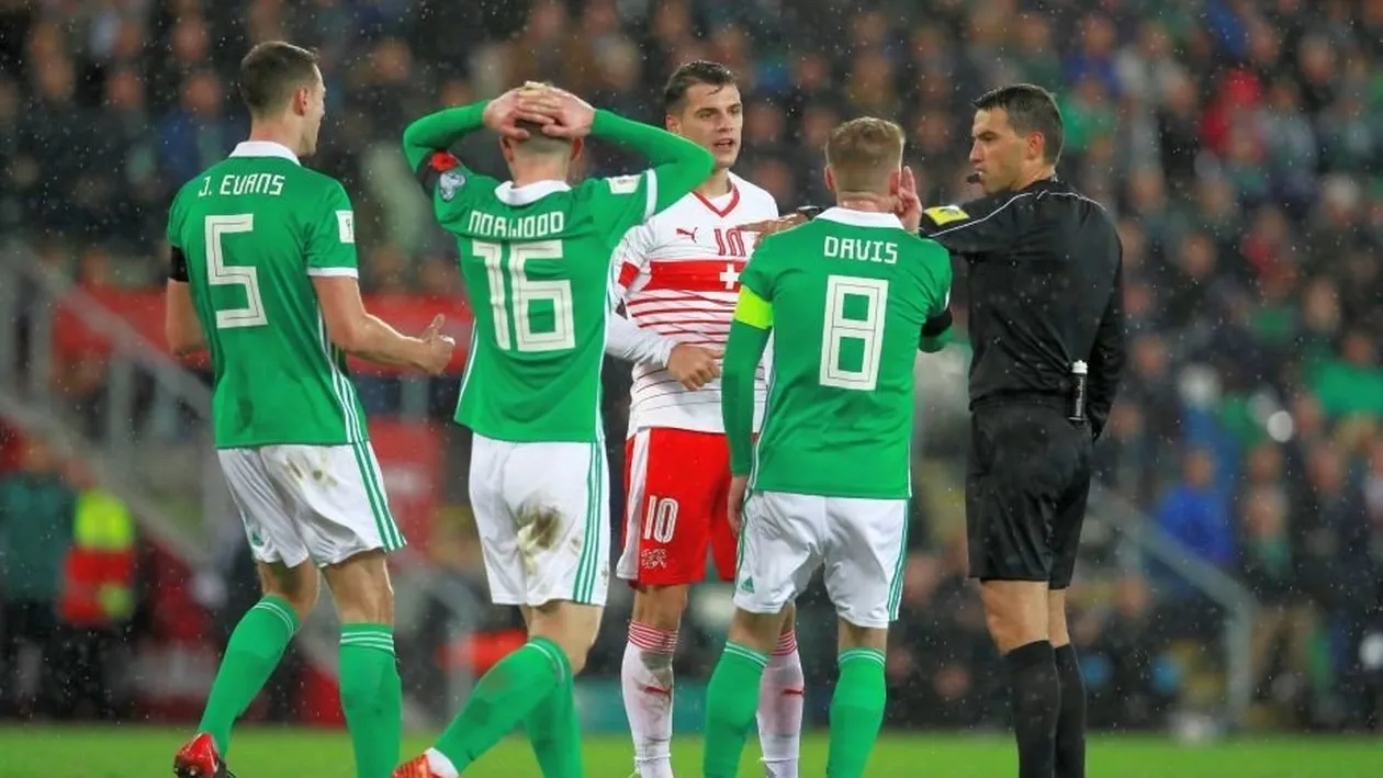 Greşeala din barajul Elveţia-Irlanda de Nord l-ar putea costa pe Haţegan Mondialul!