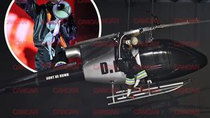 Show incendiar pe scena „Beach, Please!”: iubitul Rihannei a creat isterie printre fane. Au aruncat cu sutiene pe mainstage!