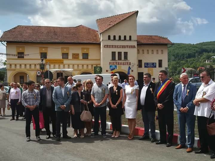 Primarul s-a autodeclarat cetățean de onoare la Zilele Pietroșiței