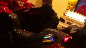 Fiul lui Petre Roman se plimba la trei ani cu motocicleta. Vezi ce parere are Silvia Chifiriuc despre acest lucru!