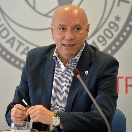 Aurel Țicleanu și-a cerut partenera de viață de soție chiar de ziua ei