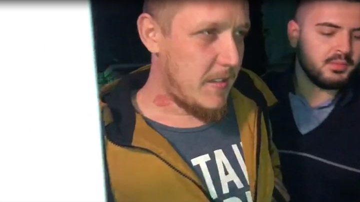 Ce pedeapsă a primit What`s Up după ce și-a agresat iubita aseară