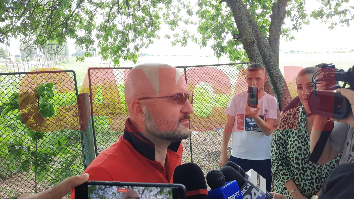 Adrian Mititelu a fost eliberat, miercuri după-amiază, din Penitenciarul Pelendava (Foto: CANCAN.RO)